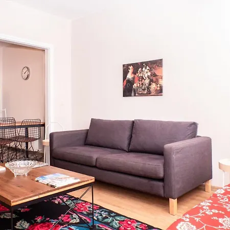 Flat Near Harem Shore In Uskudar Apartment Istanbul